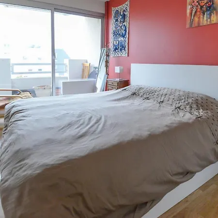 Apartment Superb Apt With Balcony And View On Paris